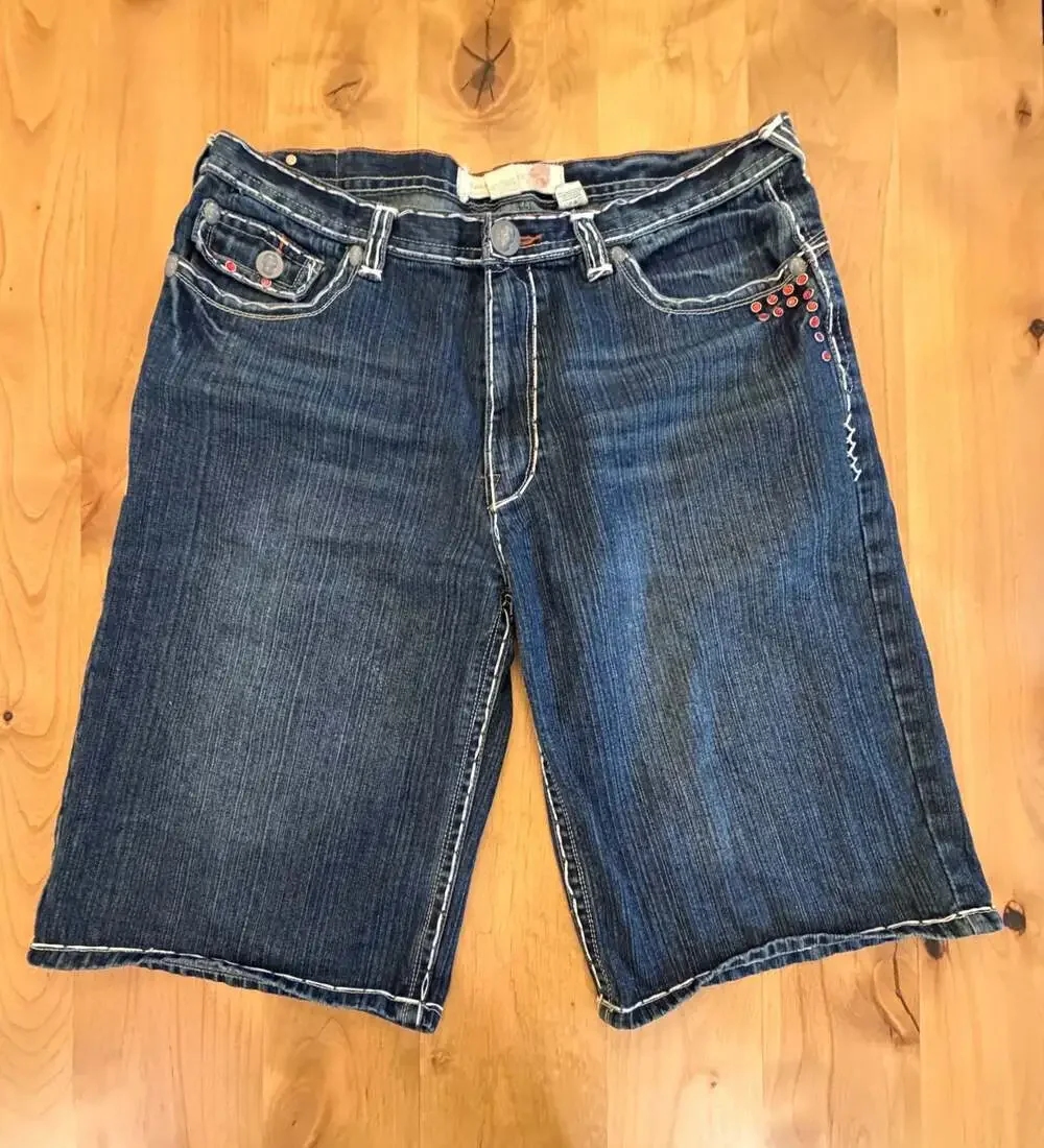 Laguna Beach Jean Co. Denim Jorts with Skull Buttons and Rhinestones Sz 40